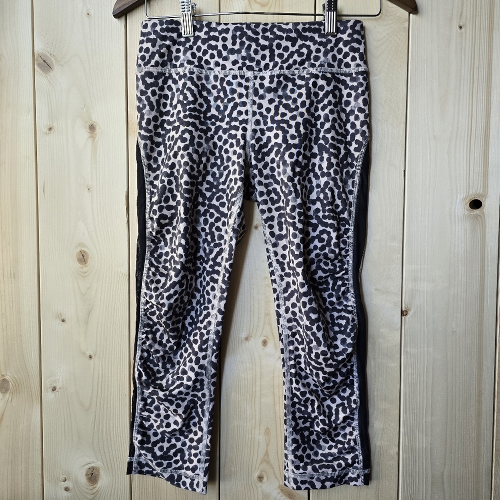 Lululemon Gather And Sprint Crop Leopard Print Animal Print Tan Brown Size 4